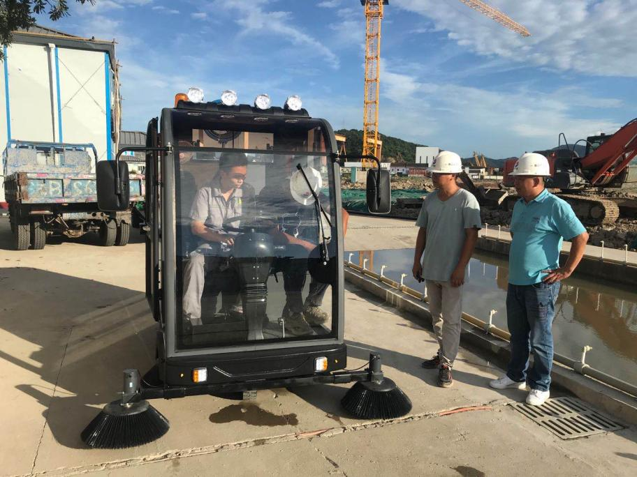 北京龙泉市清扫车